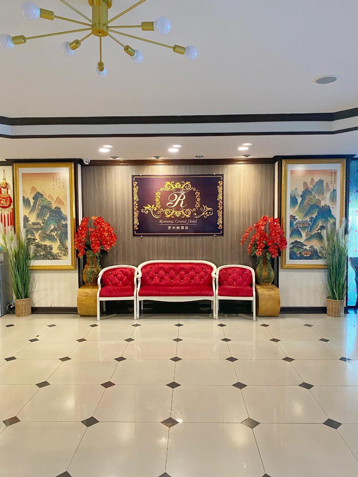 Romena Grand Hotel Chiang Mai Esterno foto